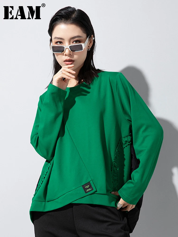[EAM] Женская Зеленая Асимметричная Повседневная футболка Большого Размера, Новая Модная Футболка с круглым вырезом и длинным рукавом, Весна-Осень 2023 1DF5725