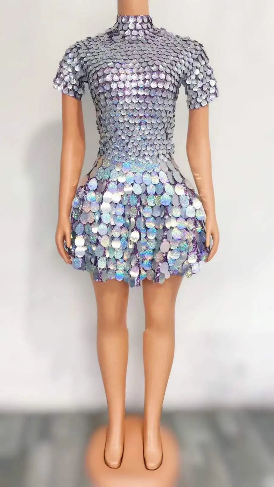 Женское мини-платье с высоким воротом и коротким рукавом, блестящие блестки, Серебряная одежда для выступлений, Танцевальная одежда, Наряды в Вегасе, Гэтсби 2022